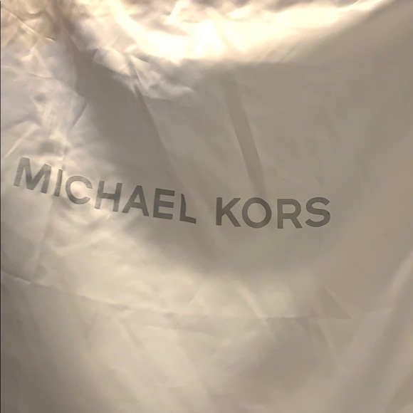 Grey quilted Michael Joe’s hand bag - Picture 4 of 4